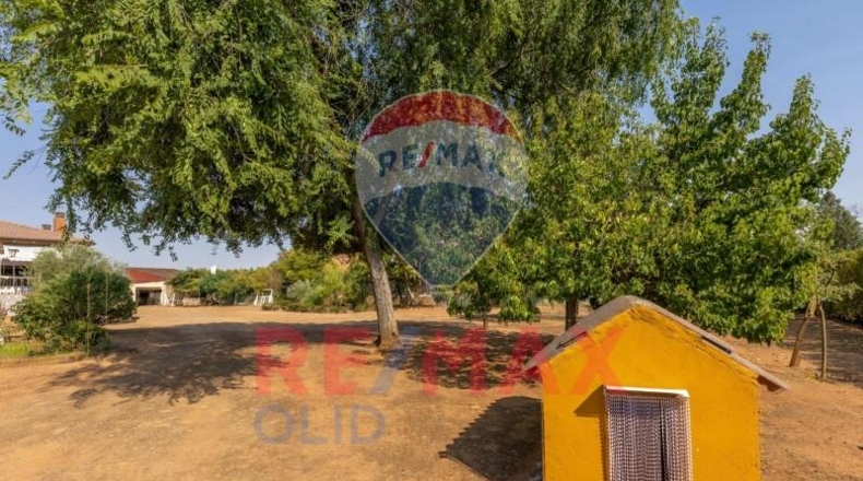 Valladolid - Trigueros del Valle - 2484m2