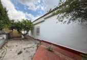 Chalet independiente con terreno en venta en la España, Montserrat, ref: TR413222 foto