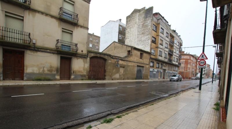 Zaragoza - Ejea de los Caballeros - 751m2