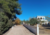 Chalet independiente con terreno en venta en la España, Yecla, ref: TR367193 foto