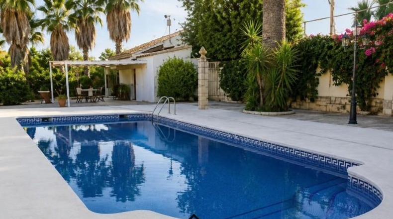 Córdoba - La Carlota - 231m2