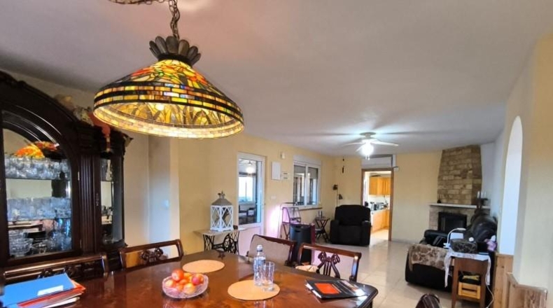 Alicante - Villena - 8000m2