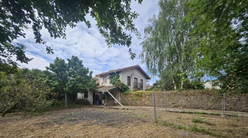 Cantabria - Santiago de Cartes - 493m2