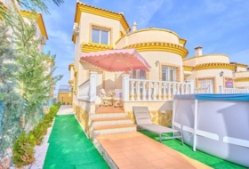 Los Montesinos 180&nbsp;м²