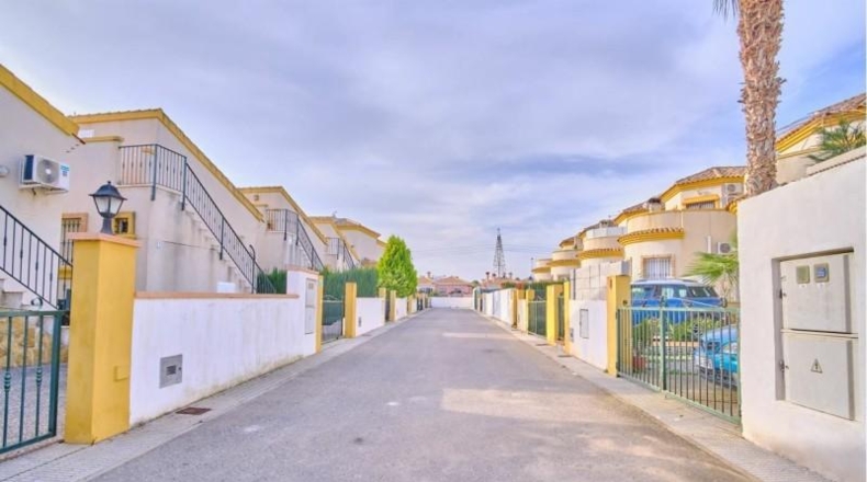 Alicante - Los Montesinos - 180m2
