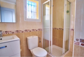 Los Montesinos 180&nbsp;м²
