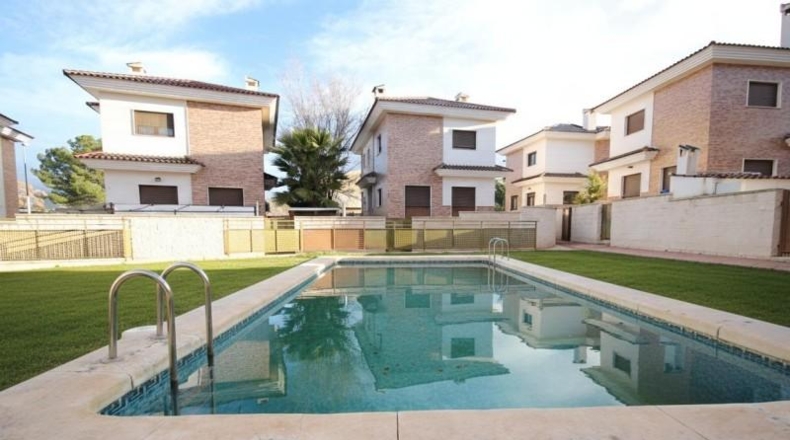 Alicante - Petrer - 225m2