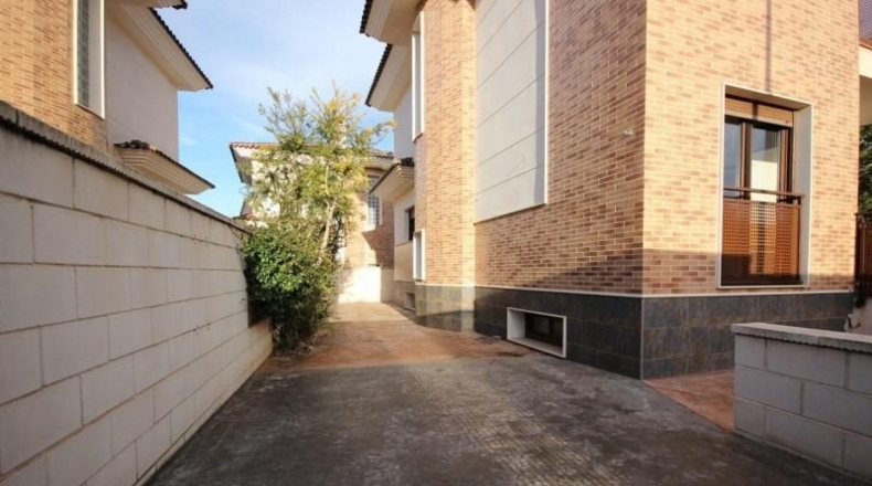 Alicante - Petrer - 225m2
