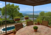 Chalet independiente con terreno en venta en la España, Sant Quintí de Mediona, ref: TR413280 foto