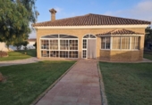Chalet independiente con terreno en venta en la España, El Puerto de Santa María, ref: TR413289 foto