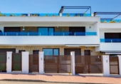 Casa de pueblo en venta en la España, Torrevieja, ref: TR413311 foto