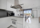 Casa de pueblo en venta en la España, Torrevieja, ref: TR413311 foto