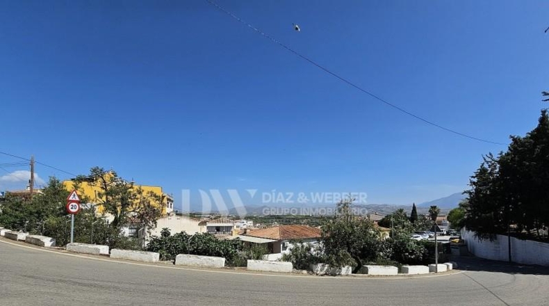 Málaga - Benamocarra - 922m2