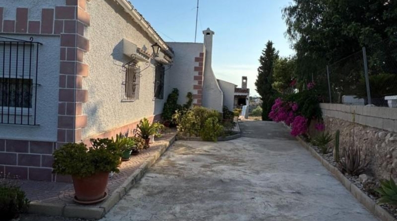 Alicante - Albatera - 1807m2