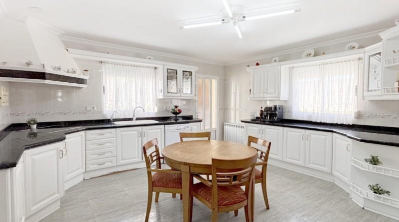 Alicante - Novelda - 3200m2