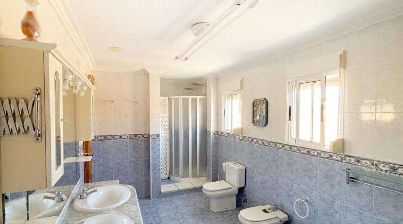 Alicante - Novelda - 3200m2