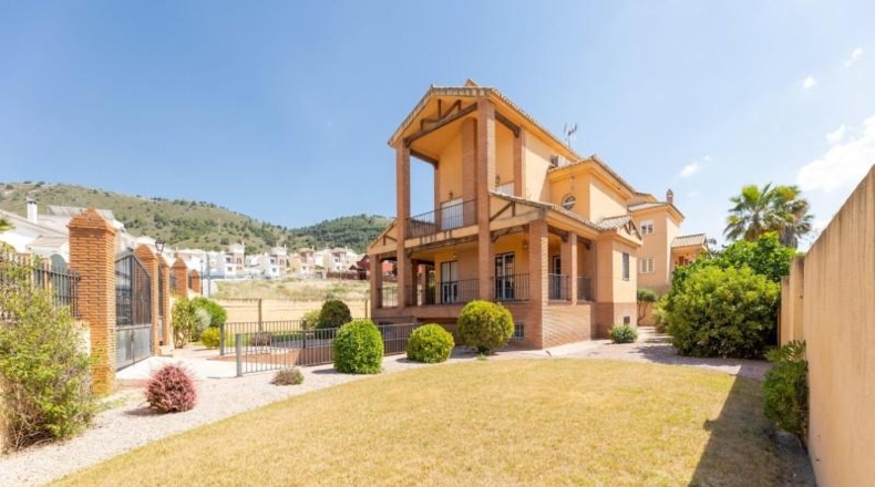 Granada - Dílar - 760m2