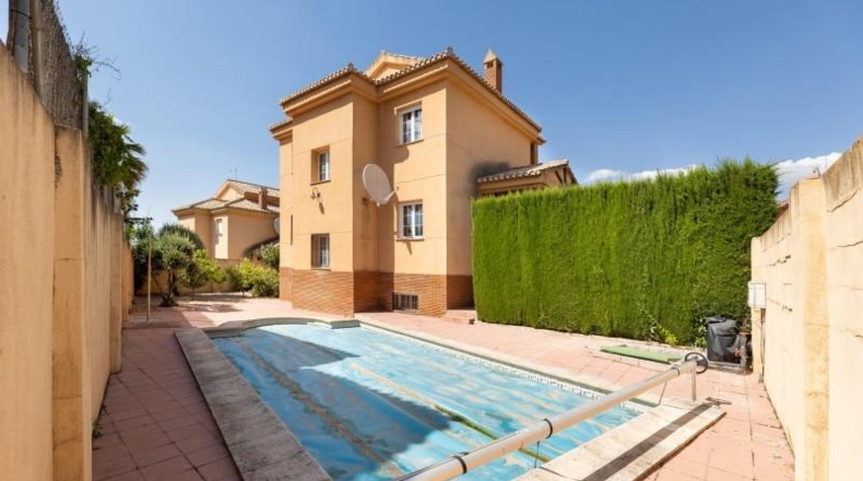 Granada - Dílar - 760m2