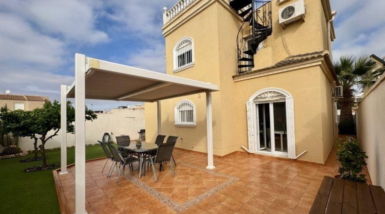 Alicante - Torrevieja - 230m2