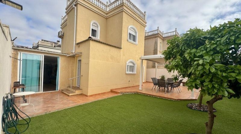 Alicante - Torrevieja - 230m2