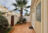 Chalet independiente con terreno en venta en la España, Torrevieja, ref: TR410412 foto