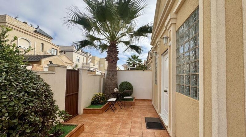Alicante - Torrevieja - 230m2