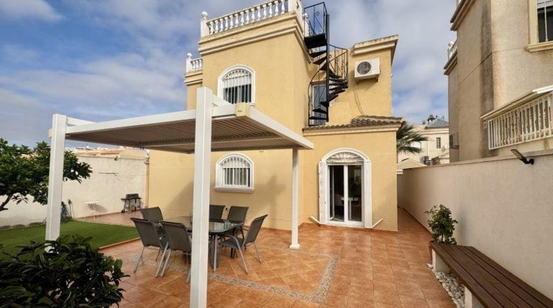 Alicante - Torrevieja - 230m2