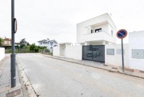 La Zubia 300&nbsp;m²