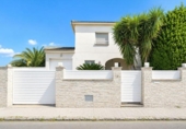 Дом с участком на продажу в городе Cambrils Фото