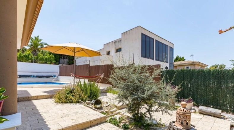 Мурсия - Molina de Segura - 458m2