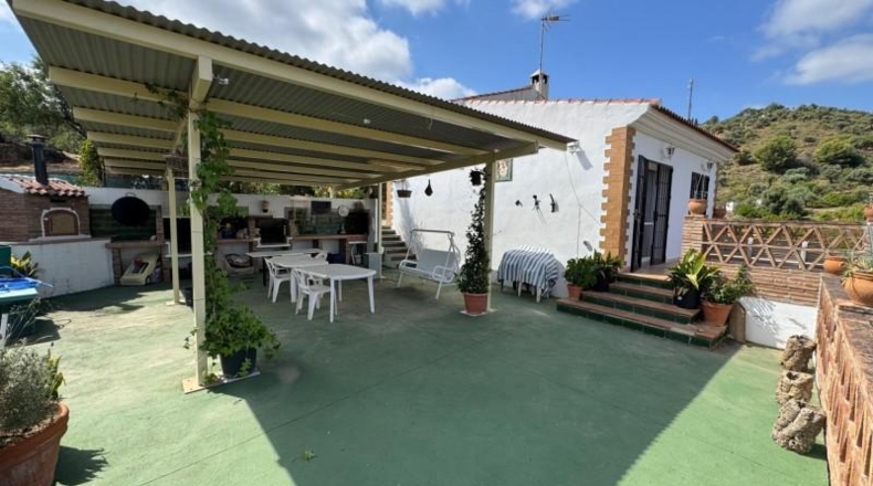 Málaga - Monda - 1760m2