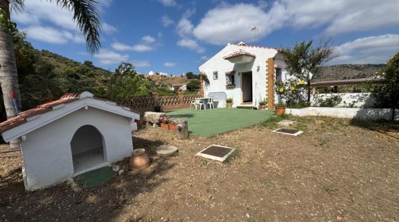 Málaga - Monda - 1760m2