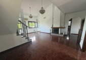 Chalet independiente con terreno en venta en la España, Dénia, ref: TR413385 foto