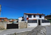 Chalet independiente con terreno en venta en la España, Cortiguera, ref: TR413390 foto