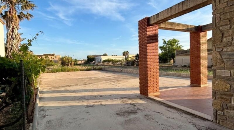 Tarragona - Deltebre - 1599m2