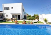 Chalet independiente con terreno en venta en la España, Torrevieja, ref: TR413399 foto