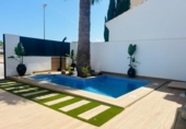 Chalet independiente con terreno en venta en la España, San Pedro del Pinatar, ref: TR413404 foto