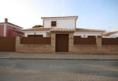 Xalet independent amb terreny en venda a la España, Pinares de Lepe, ref.: TR262626 foto