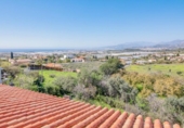 Chalet independiente con terreno en venta en la España, Motril, ref: TR409282 foto