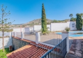 Chalet independiente con terreno en venta en la España, Motril, ref: TR409282 foto