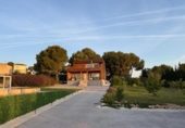 Chalet independiente con terreno en venta en la España, Alberic, ref: TR413406 foto