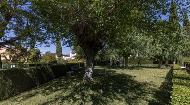 Granada - Albolote - 345m2