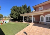 Xalet independent amb terreny en venda a la España, Callosa de Segura, ref.: TR334021 foto