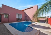Chalet independiente con terreno en venta en la España, Alhaurín de la Torre, ref: TR387496 foto