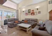Chalet independiente con terreno en venta en la España, Alhaurín de la Torre, ref: TR387496 foto