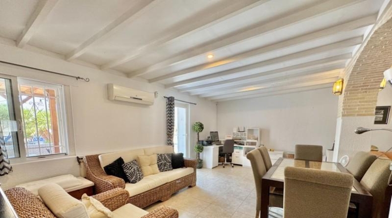 Alicante - Долорес - 1524m2