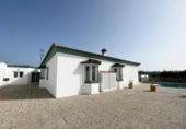 Detached villa with land for sale on España, San Roque, ref: TR335784 photo