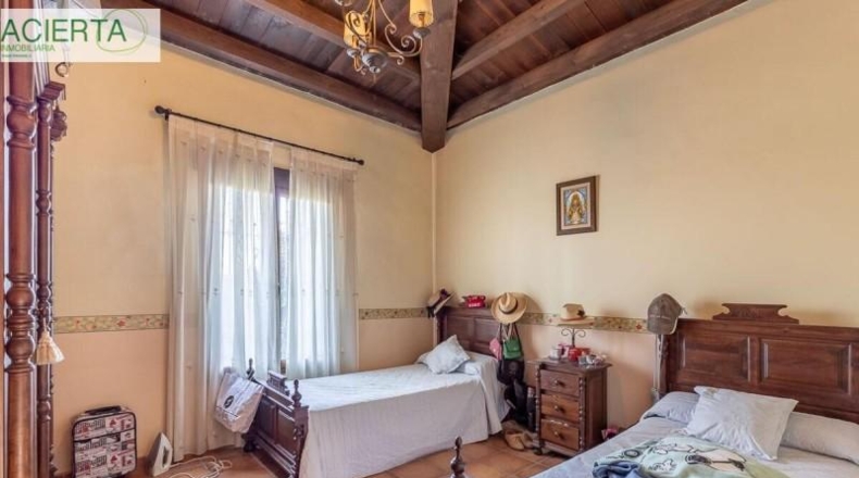 Granada - La Zubia - 6340m2