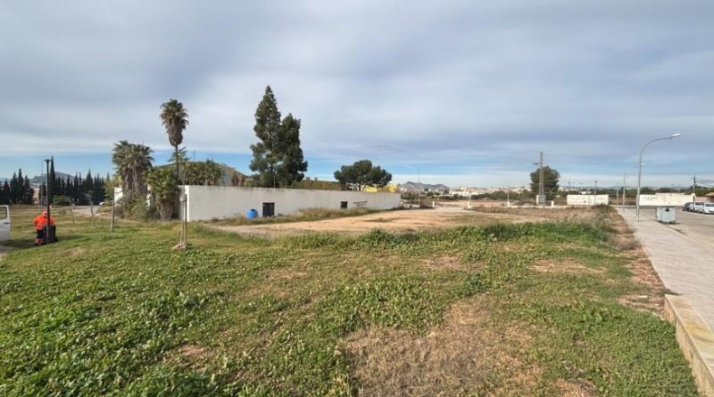 Valencia - Puebla de Vallbona - 6452m2