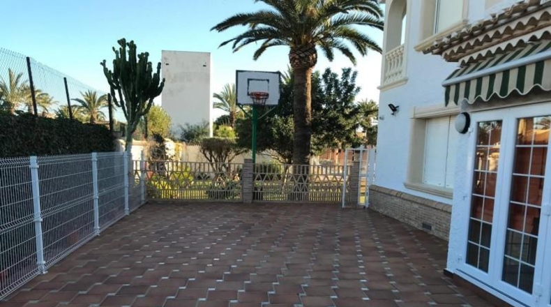 Alicante - Cabo Roig - 1500m2